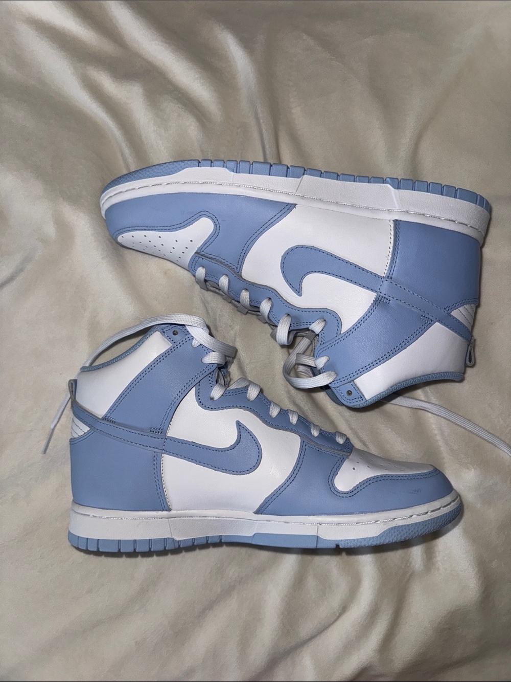 Nike Dunk High in Aluminum (Womens)